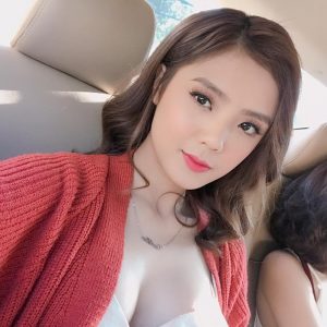 nghi-van-vong-1-bat-thuong-cua-hot-girl-lam-a-han-06